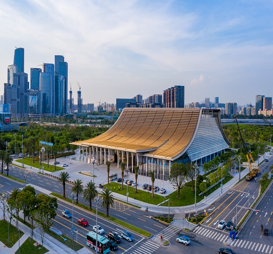 深圳经济特区建立40周年庆祝大会在方大承建幕墙系统的深圳前海国际会议中心隆重举行